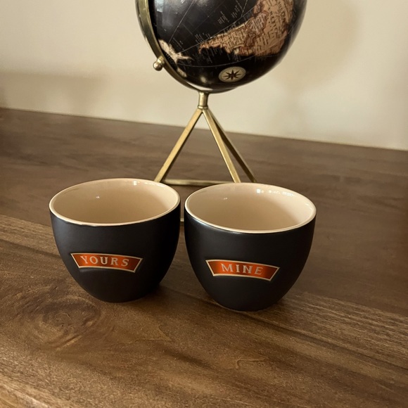 Bailey’s Irish cream stoneware cup set - Picture 2 of 3